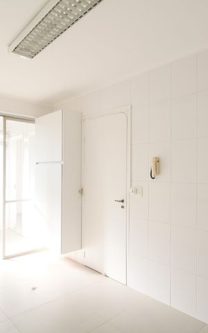 Apartamento para alugar com 74m², 2 quartos e 2 vagasCozinha