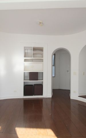 Apartamento para alugar com 74m², 2 quartos e 2 vagasSala