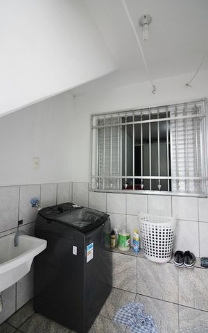 Casa à venda com 127m², 4 quartos e 3 vagasÁrea de Serviço