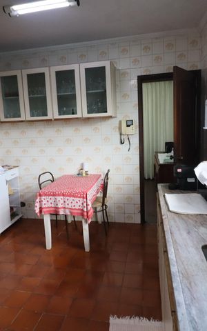 Casa de condomínio à venda com 380m², 6 quartos e 6 vagasCozinha