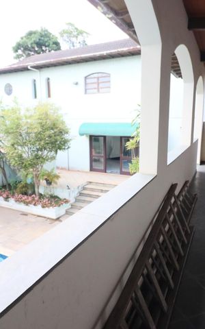 Casa de condomínio à venda com 380m², 6 quartos e 6 vagasGaragem