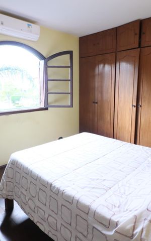 Casa de condomínio à venda com 380m², 6 quartos e 6 vagasSuíte 