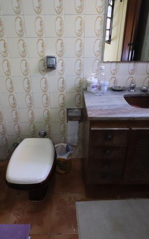 Casa de condomínio à venda com 380m², 6 quartos e 6 vagasBanheiro da Suíte 