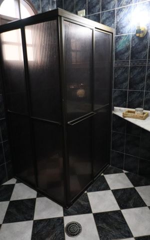 Casa de condomínio à venda com 380m², 6 quartos e 6 vagasBanheiro da Suíte 2