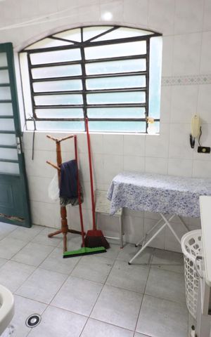 Casa de condomínio à venda com 380m², 6 quartos e 6 vagasÁrea de Serviço