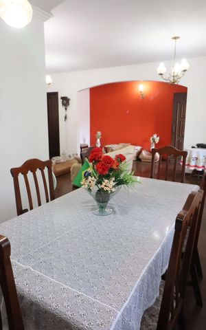 Casa de condomínio à venda com 380m², 6 quartos e 6 vagasSala