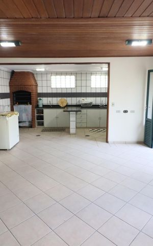 Casa de condomínio à venda com 380m², 6 quartos e 6 vagasChurrasqueira