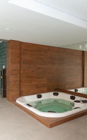 Apartamento à venda com 75m², 2 quartos e 1 vaga Apartamento à venda com 75m², 2 quartos e 1 vagaÁrea Comum - Sauna