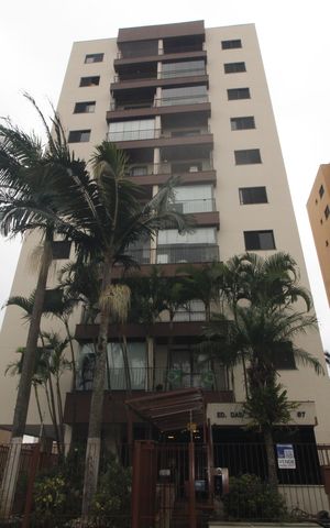 Apartamento à venda com 60m², 2 quartos e 2 vagasFachada