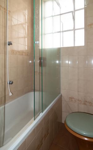 Apartamento à venda com 63m², 2 quartos e sem vaga Apartamento à venda com 63m², 2 quartos e sem vagaBanheiro