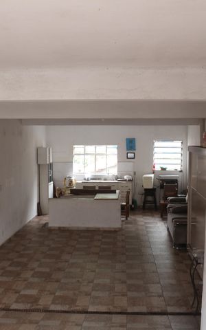 Casa à venda com 72m², 2 quartos e 1 vagaGaragem