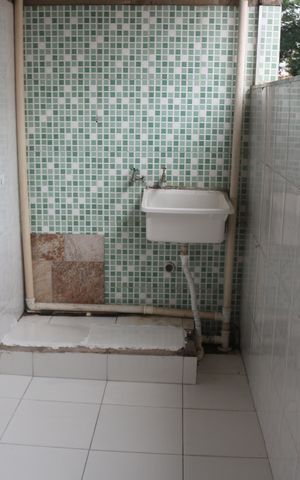 Casa à venda com 72m², 2 quartos e 1 vagaÁrea de Serviço