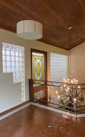 Casa à venda com 317m², 4 quartos e 3 vagasCasa 1 - Sala