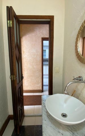 Casa à venda com 317m², 4 quartos e 3 vagasCasa 1 - Lavabo