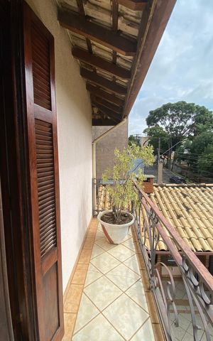 Casa à venda com 317m², 4 quartos e 3 vagasCasa 1 - Varanda da Suíte 1