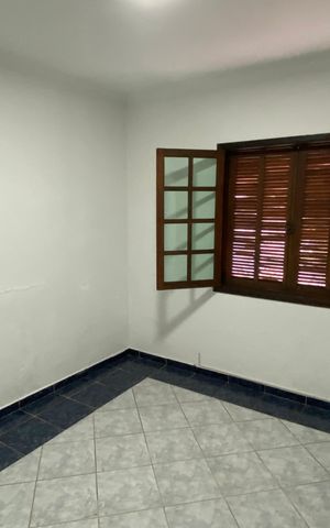 Casa à venda com 317m², 4 quartos e 3 vagasCasa 2 - Quarto 2