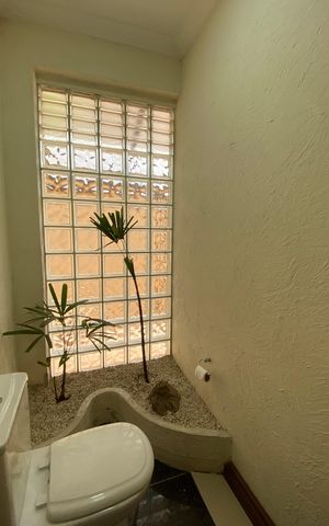 Casa à venda com 317m², 4 quartos e 3 vagasCasa 1 - Lavabo