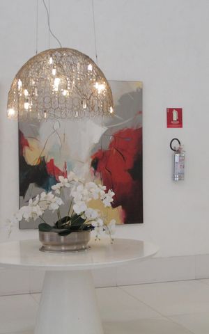 Apartamento à venda com 56m², 1 quarto e 2 vagasHall social