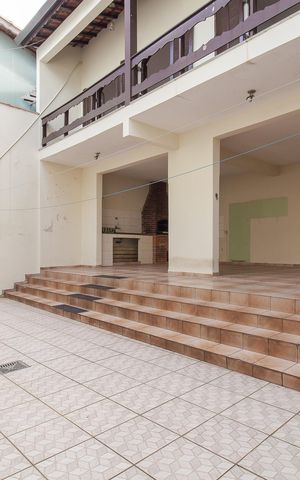 Casa para alugar com 440m², 7 quartos e 4 vagas Casa para alugar com 440m², 7 quartos e 4 vagasQuintal