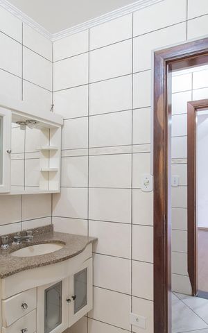 Casa para alugar com 440m², 7 quartos e 4 vagas Casa para alugar com 440m², 7 quartos e 4 vagasBanheiro Social 1