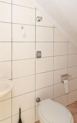 Casa para alugar com 440m², 7 quartos e 4 vagas Casa para alugar com 440m², 7 quartos e 4 vagasLavabo área churraqueira