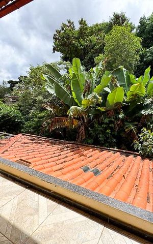 Casa à venda com 200m², 4 quartos e 4 vagasQuarto - vista