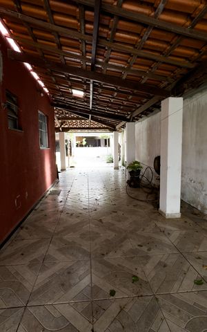 Casa à venda com 200m², 4 quartos e 4 vagasGaragem
