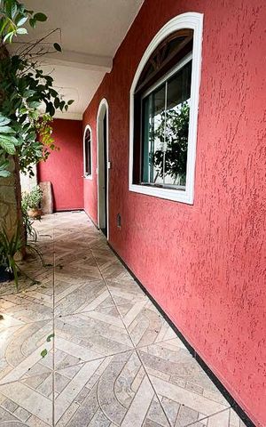 Casa à venda com 200m², 4 quartos e 4 vagasÁrea Externa