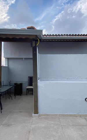 Apartamento à venda com 102m², 2 quartos e 1 vaga Apartamento à venda com 102m², 2 quartos e 1 vagaCobertura