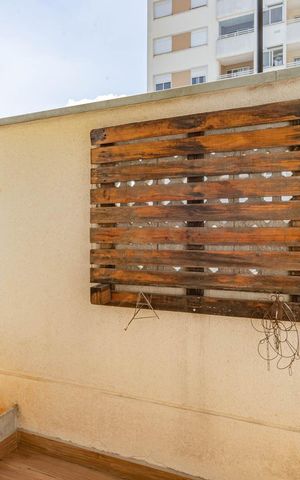 Apartamento à venda com 67m², 2 quartos e 1 vagaVaranda
