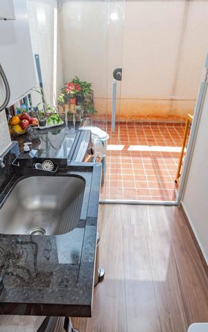 Apartamento à venda com 67m², 2 quartos e 1 vagaCozinha e Área de Serviço