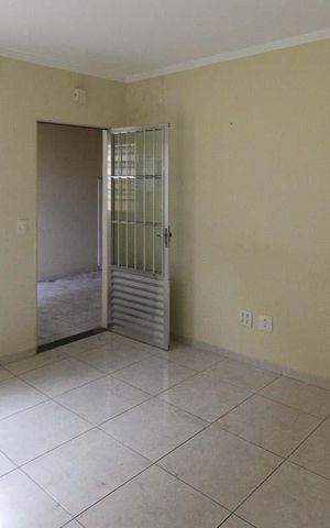 Casa para alugar com 65m², 2 quartos e 1 vaga Casa para alugar com 65m², 2 quartos e 1 vagaSala