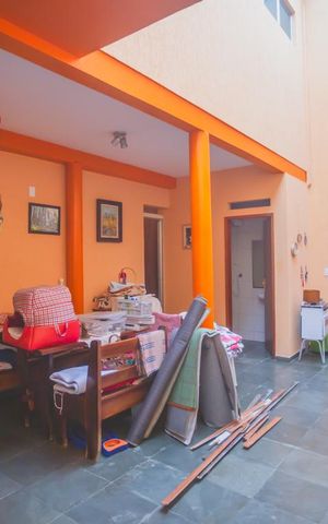 Casa para alugar com 300m², 3 quartos e 3 vagas Casa para alugar com 300m², 3 quartos e 3 vagasQuintal