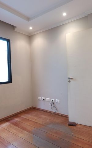 Casa à venda com 200m², 3 quartos e 3 vagasSuíte 2