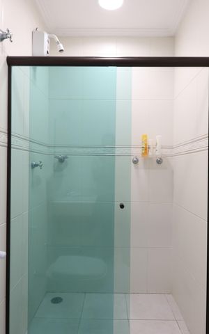 Casa à venda com 200m², 3 quartos e 3 vagasBanheiro da Suíte 2
