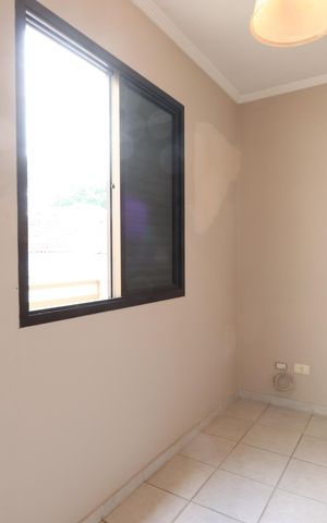 Casa à venda com 200m², 3 quartos e 3 vagasQuarto de Serviço