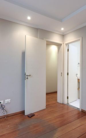 Casa à venda com 200m², 3 quartos e 3 vagasSuíte 2
