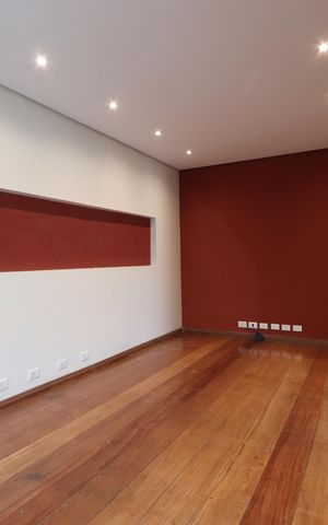 Casa à venda com 200m², 3 quartos e 3 vagasSala