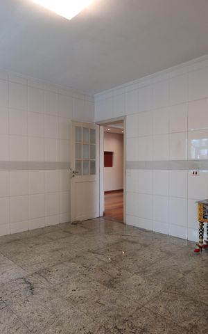 Casa à venda com 200m², 3 quartos e 3 vagasCozinha