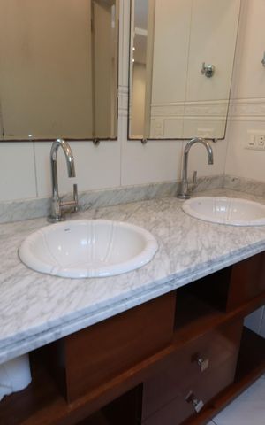 Casa à venda com 200m², 3 quartos e 3 vagasBanheiro da Suíte Master