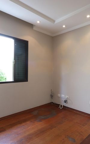 Casa à venda com 200m², 3 quartos e 3 vagasSuíte 3