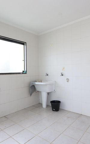 Casa à venda com 200m², 3 quartos e 3 vagasLavanderia