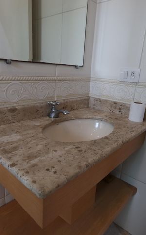 Casa à venda com 200m², 3 quartos e 3 vagasBanheiro da Suíte 3
