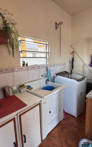 Casa à venda com 158m², 3 quartos e 1 vaga Casa à venda com 158m², 3 quartos e 1 vagaÁrea de Serviço