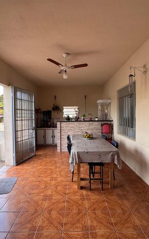 Casa à venda com 158m², 3 quartos e 1 vaga Casa à venda com 158m², 3 quartos e 1 vagaÁrea de Serviço