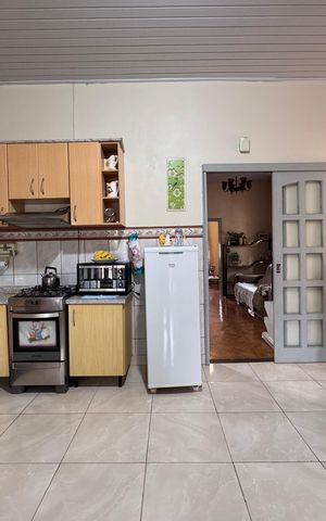 Casa à venda com 158m², 3 quartos e 1 vaga Casa à venda com 158m², 3 quartos e 1 vagaCozinha