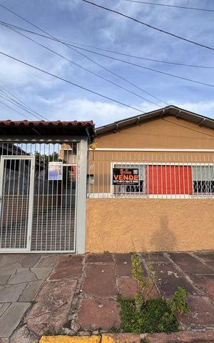 Casa à venda com 158m², 3 quartos e 1 vaga Casa à venda com 158m², 3 quartos e 1 vagaFachada