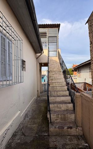Casa à venda com 158m², 3 quartos e 1 vaga Casa à venda com 158m², 3 quartos e 1 vagaÁrea comum