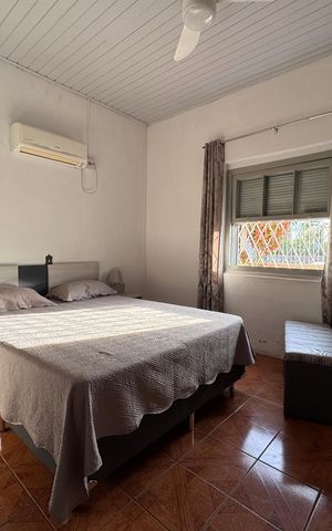 Casa à venda com 158m², 3 quartos e 1 vaga Casa à venda com 158m², 3 quartos e 1 vagaSuíte