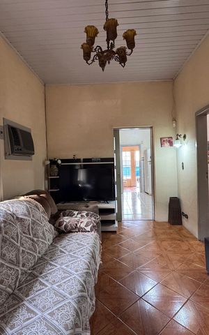 Casa à venda com 158m², 3 quartos e 1 vaga Casa à venda com 158m², 3 quartos e 1 vagaSala